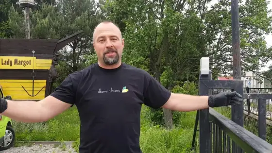 Jaki smar do bramy przesuwnej? Odkryj najlepsze rozwiązania dla długowieczności